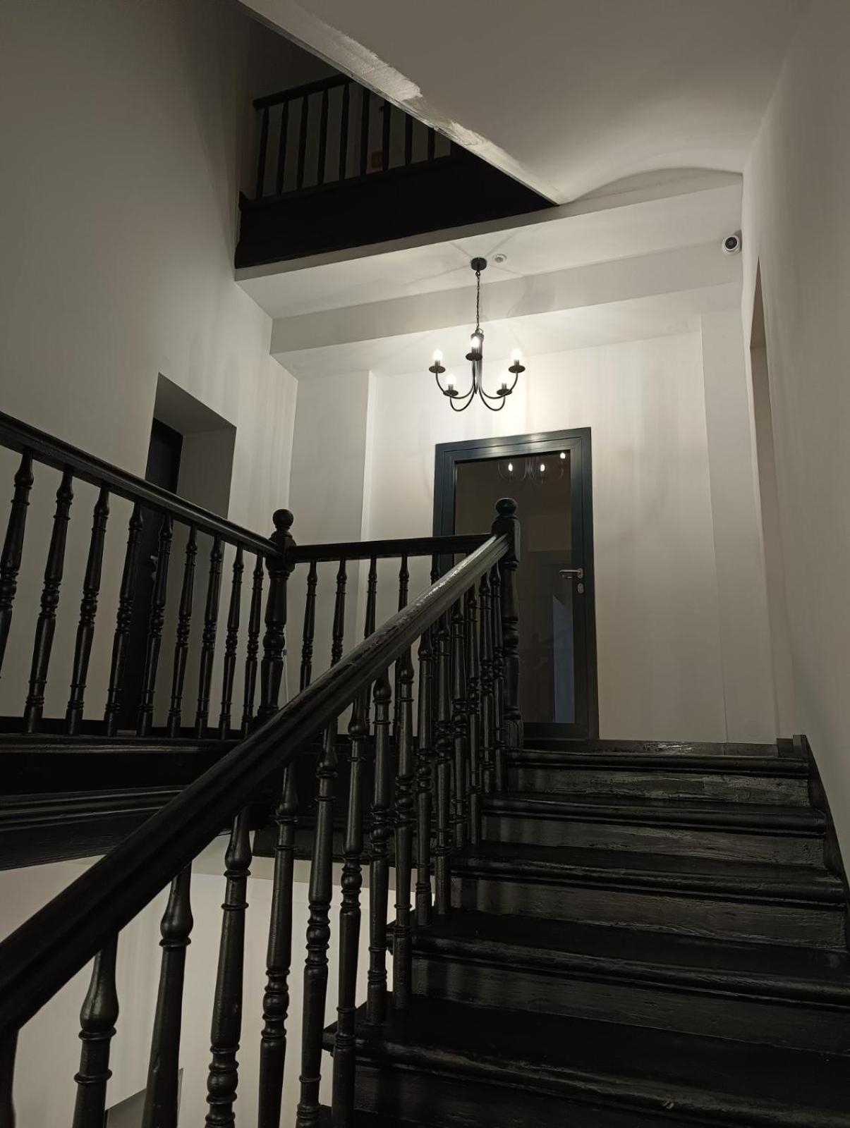 Mh Apartments Centrum Жешув Экстерьер фото